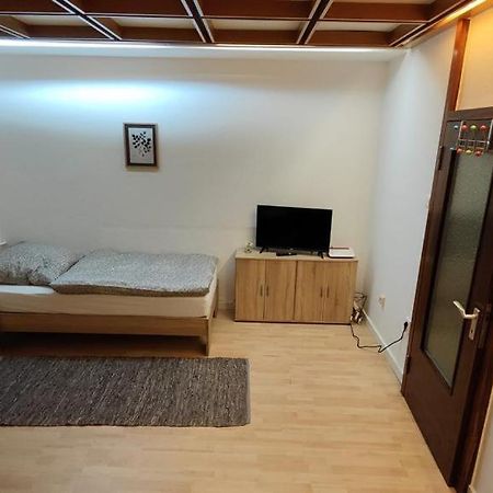 Ferienwohnung-Monteurwohnung Berta, 3 Personen In Kleve, Zentrale Lage Kleve  Bagian luar foto